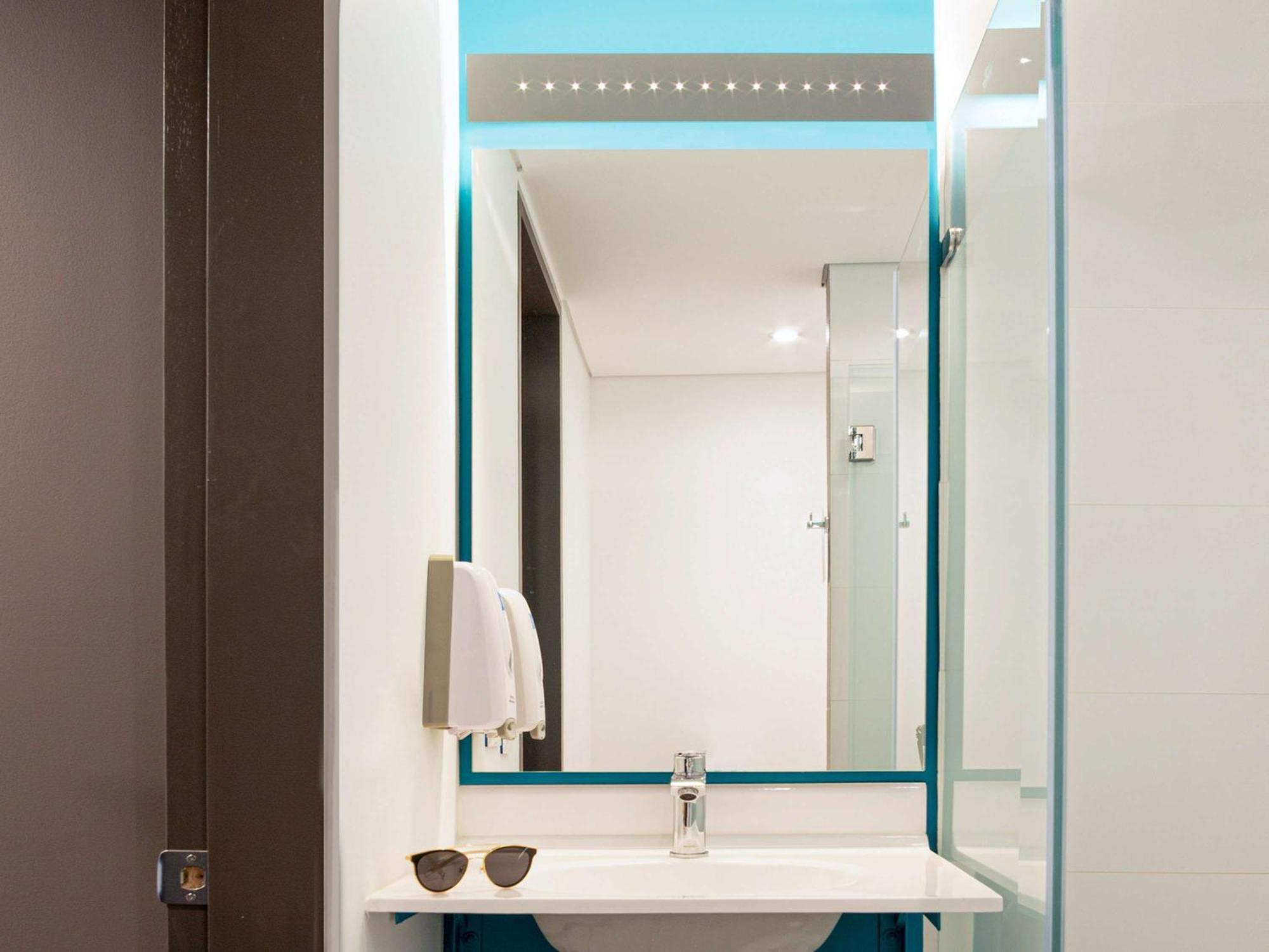 Ibis Budget Bogota Marly Eksteriør billede